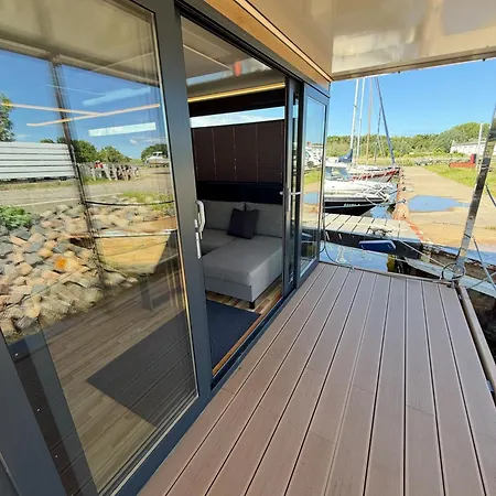 Dom wakacyjny Hausboot Baltic Loft Fehmarn